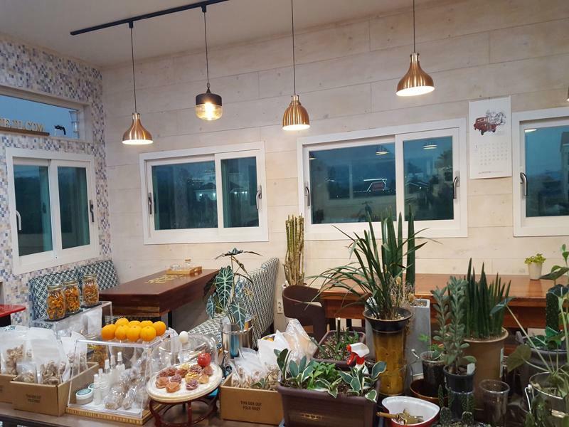 Wind Jeju Cafe & Pension Seogwipo Extérieur photo