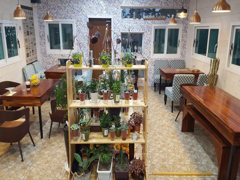 Wind Jeju Cafe & Pension Seogwipo Extérieur photo
